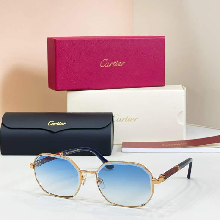 Picture of Cartier Sunglasses _SKUfw80235916fw